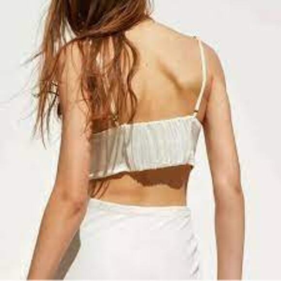 Zara Satin Effect V-Neck Adjustable Strap Triangle Crop Top Black Small - Picture 10 of 11